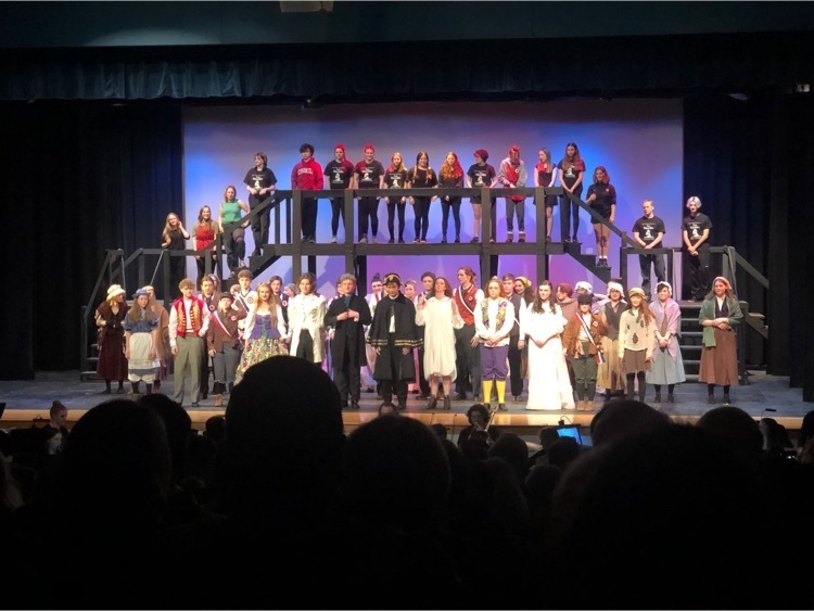 the entire cast and crew