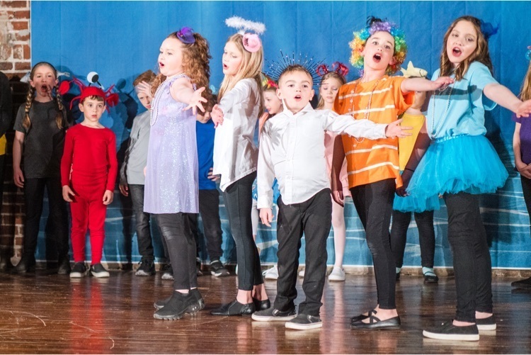 HES Rainbow Fish cast