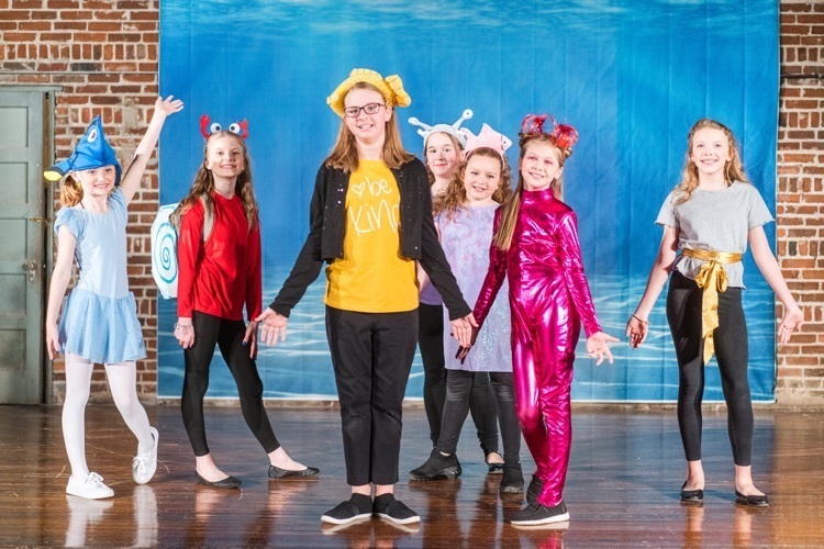 HES Rainbow Fish cast