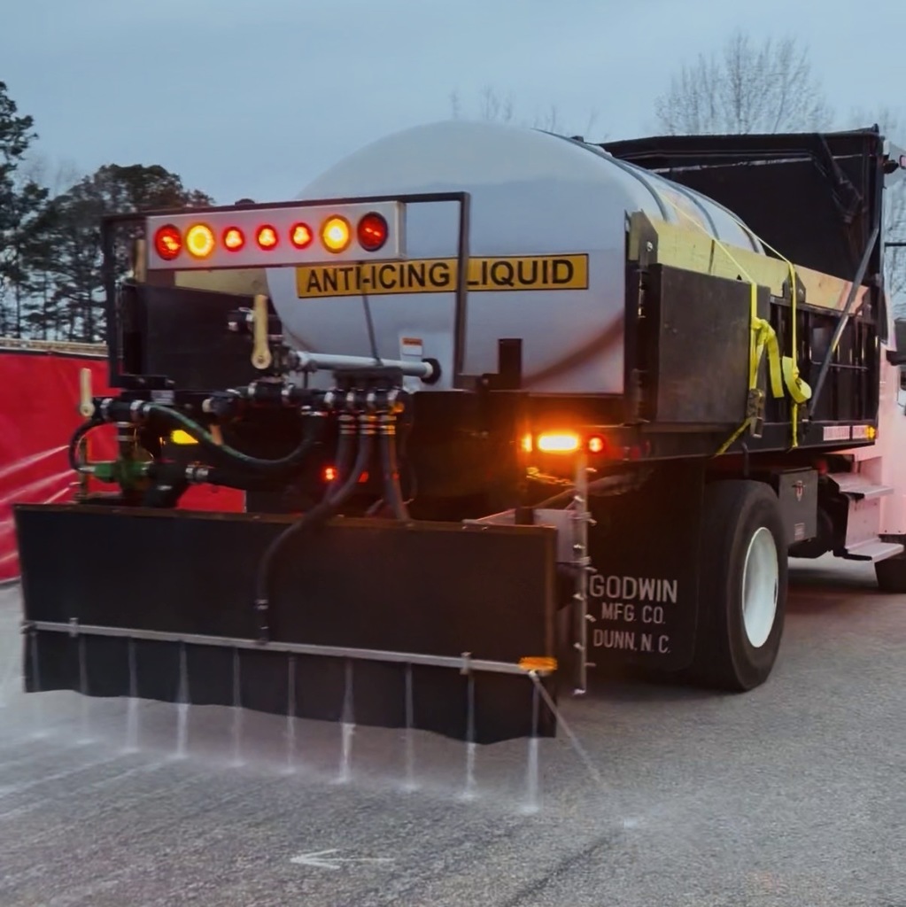 deicing truck