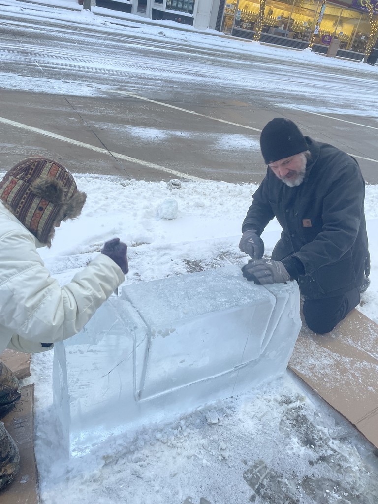 Ice sculpting 4.