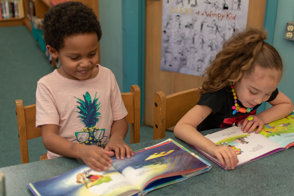 Sharing "Froggy" books