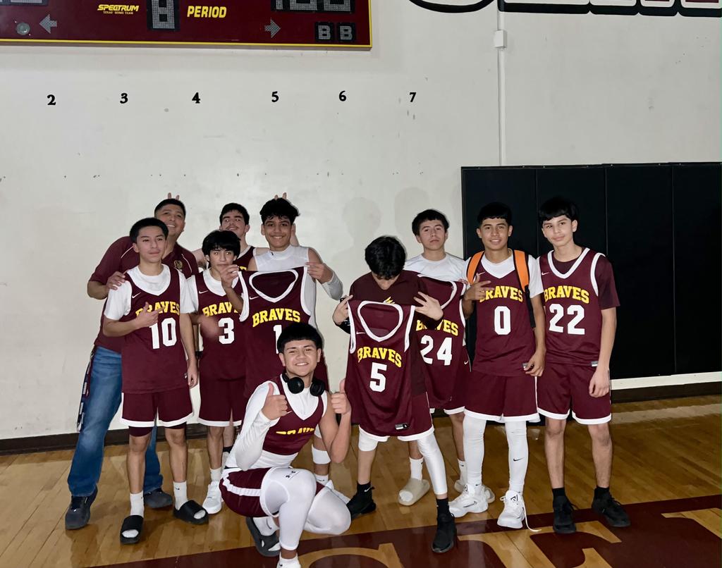 8th grade boys basketball victory pic: vs sauceda