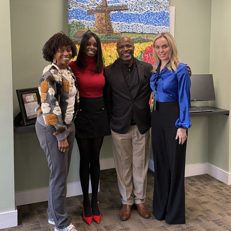 leadership eating lunch