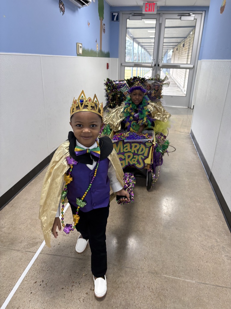 NELC Mardi Gras Parade 4