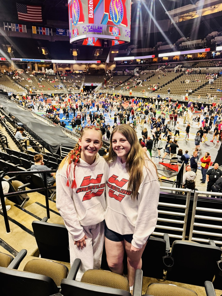 You won’t find a better teammate/hype-girl than this young lady- Teara Mars- who spent the last week and a half getting Capri ready for state! 