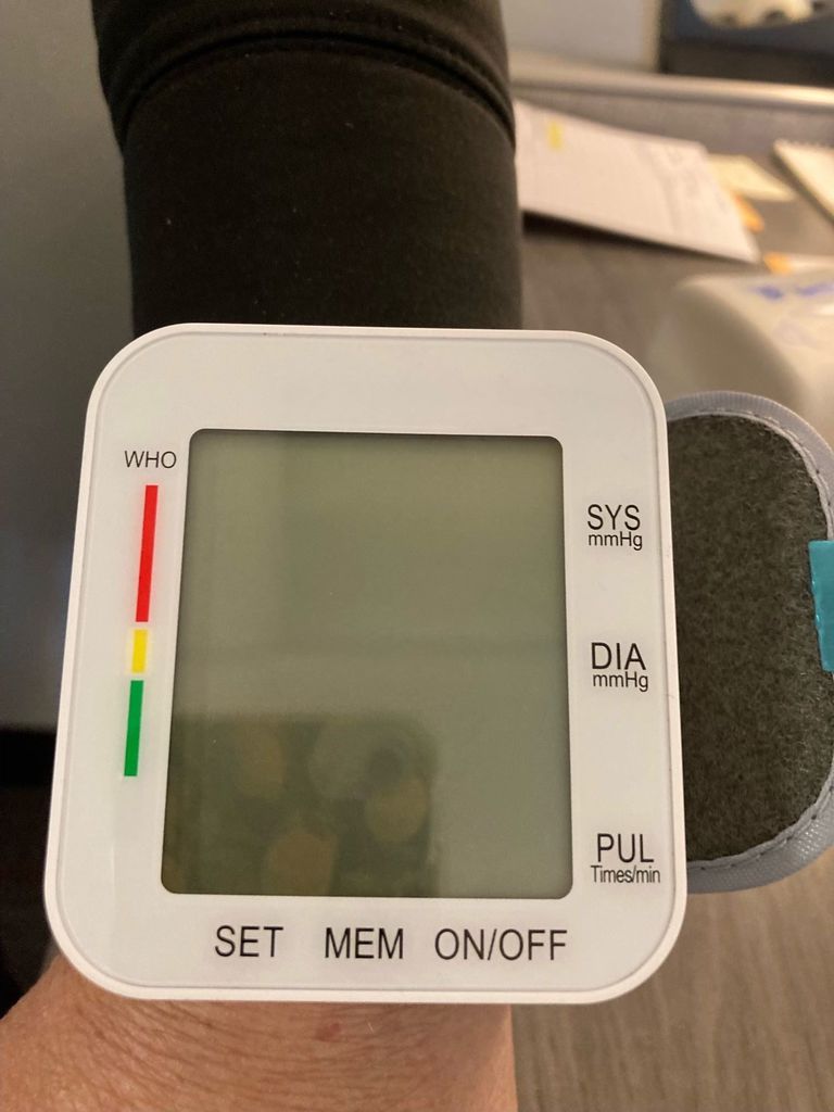 Blood pressure cuff