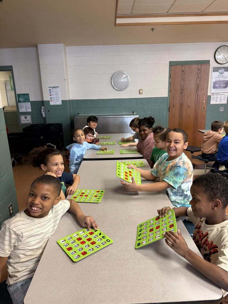 kids playing bingo