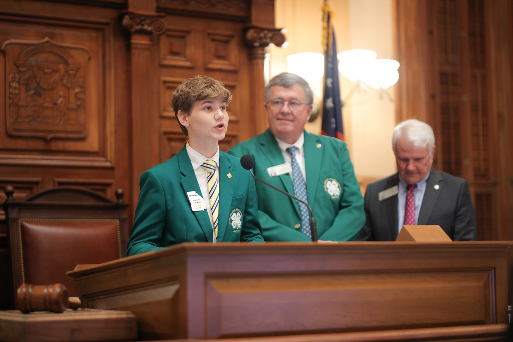PCHS' Robet Thomas addresses the Georgia Senate and the Georgia House of Representatives during Georgia 4‑H Day
