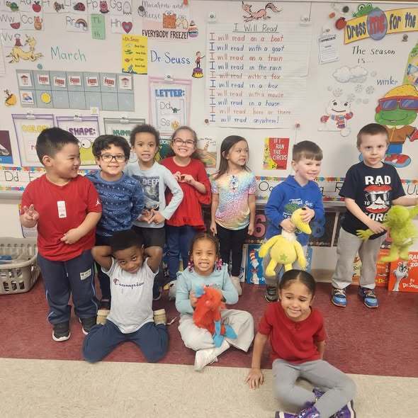 Students wearing items that are blue and / or red.
