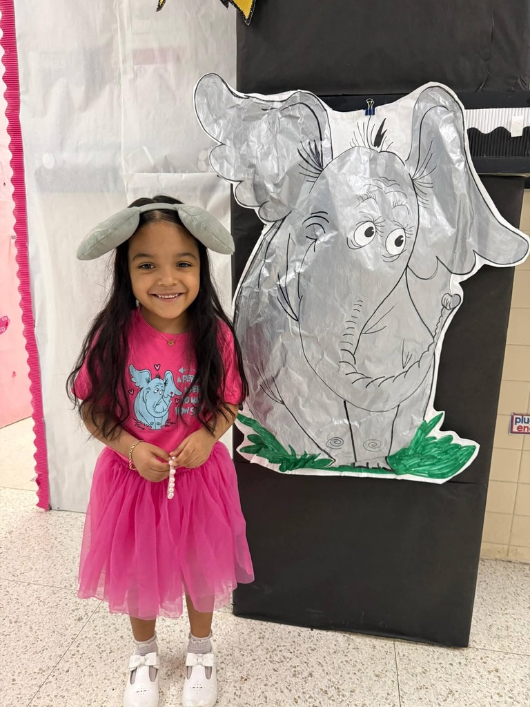 student poses with Horton