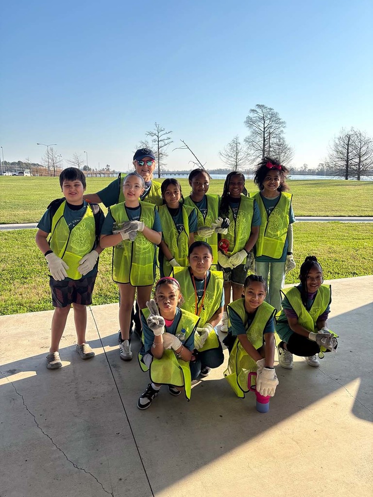 Elementary students taking a group photo
