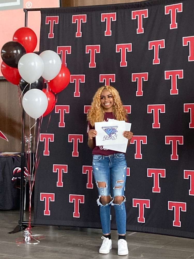 Last friday was selection day for Tyler Legacy students! These students have made a lot of parents and teachers proud and we wish them luck on what they choose to do after high school!