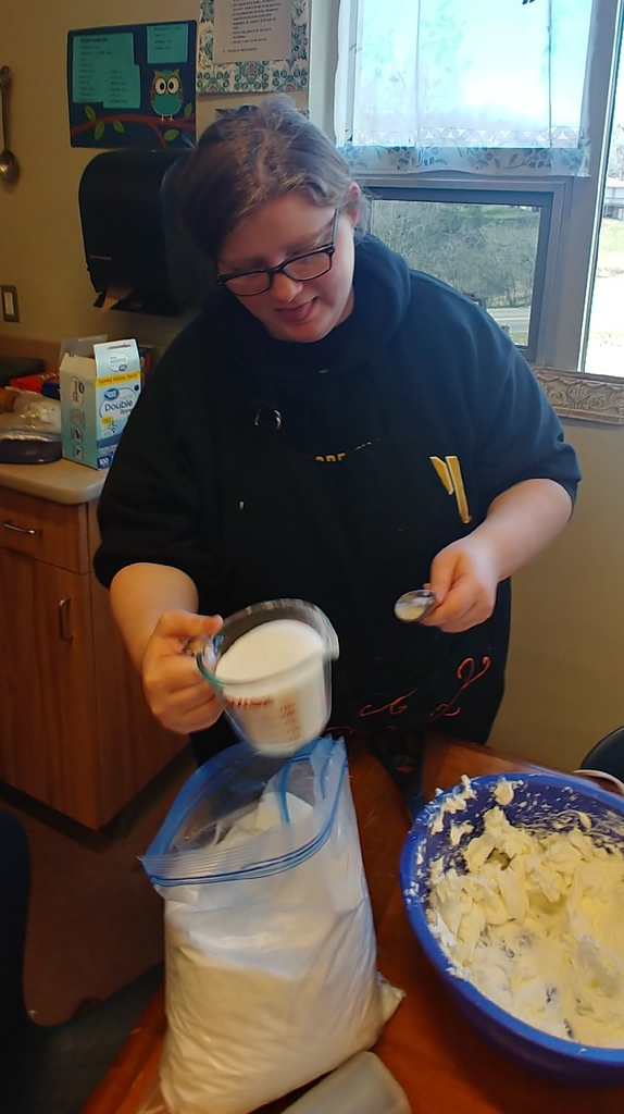 Hannah working on her cheesecake four Valentine's Day.