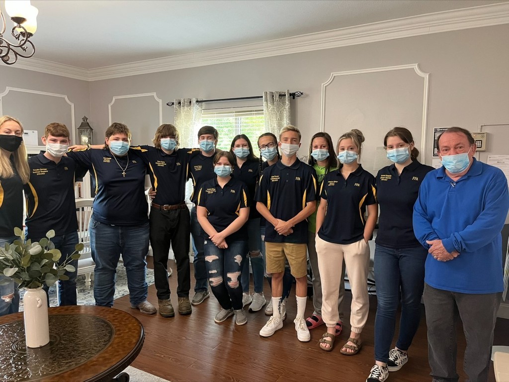 FFA visits nursing home