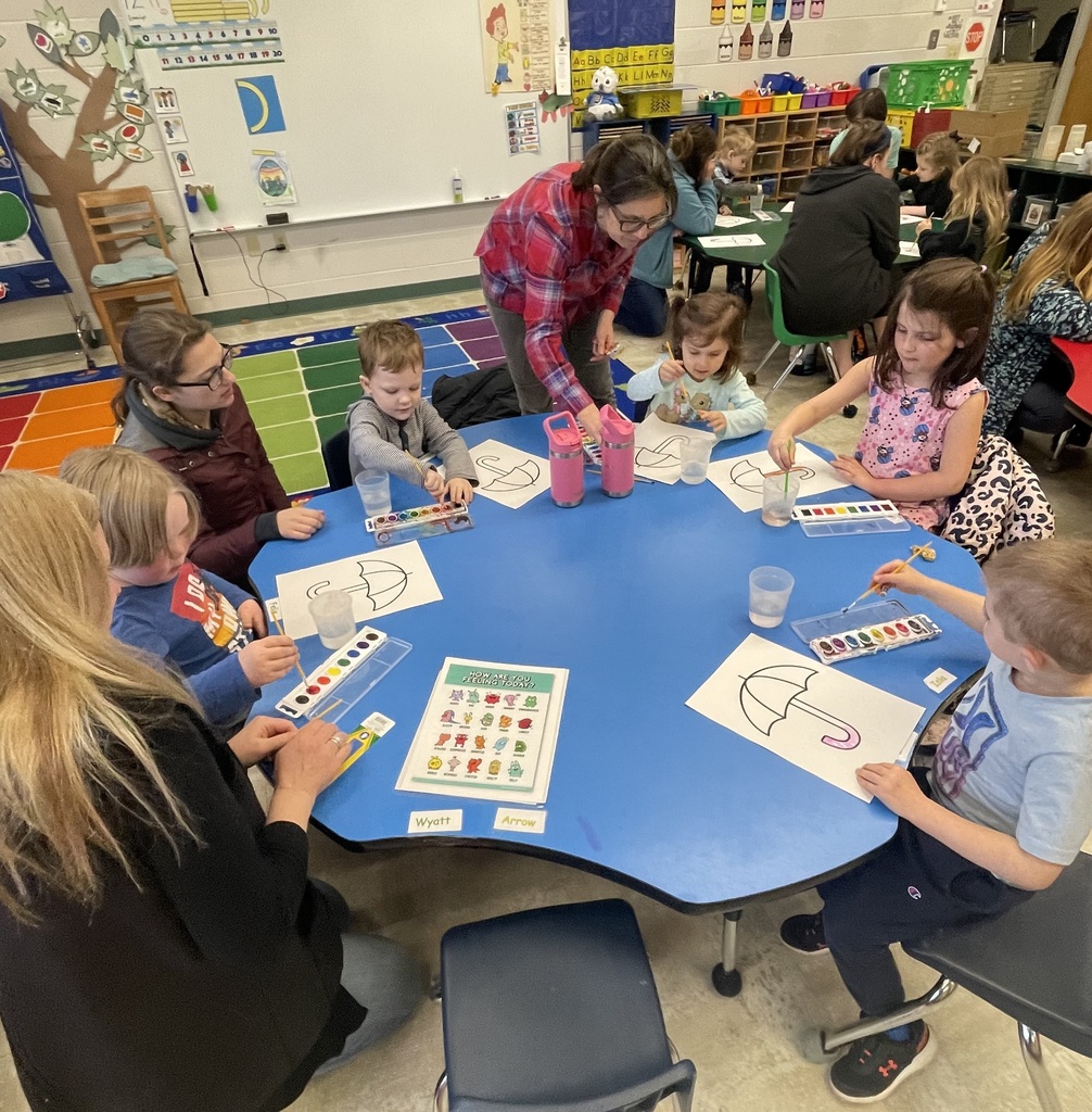 4K students painting