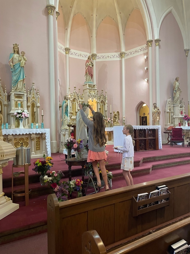 3-May Crowning