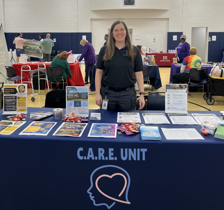 Lead Social Worker Edwards with the Zebulon Police Department’s CARE Unit spent time at the Zebulon Health Fair today connecting with families and sharing information about the resources the CARE Unit provides to our community.