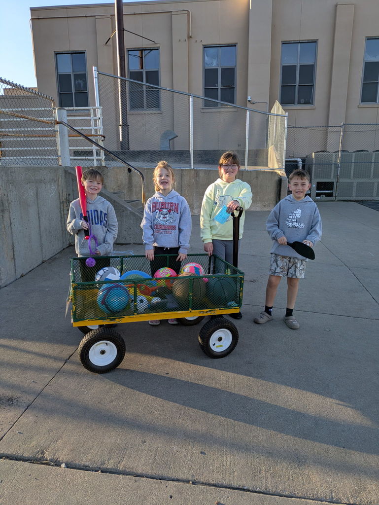 Students at VIP recess