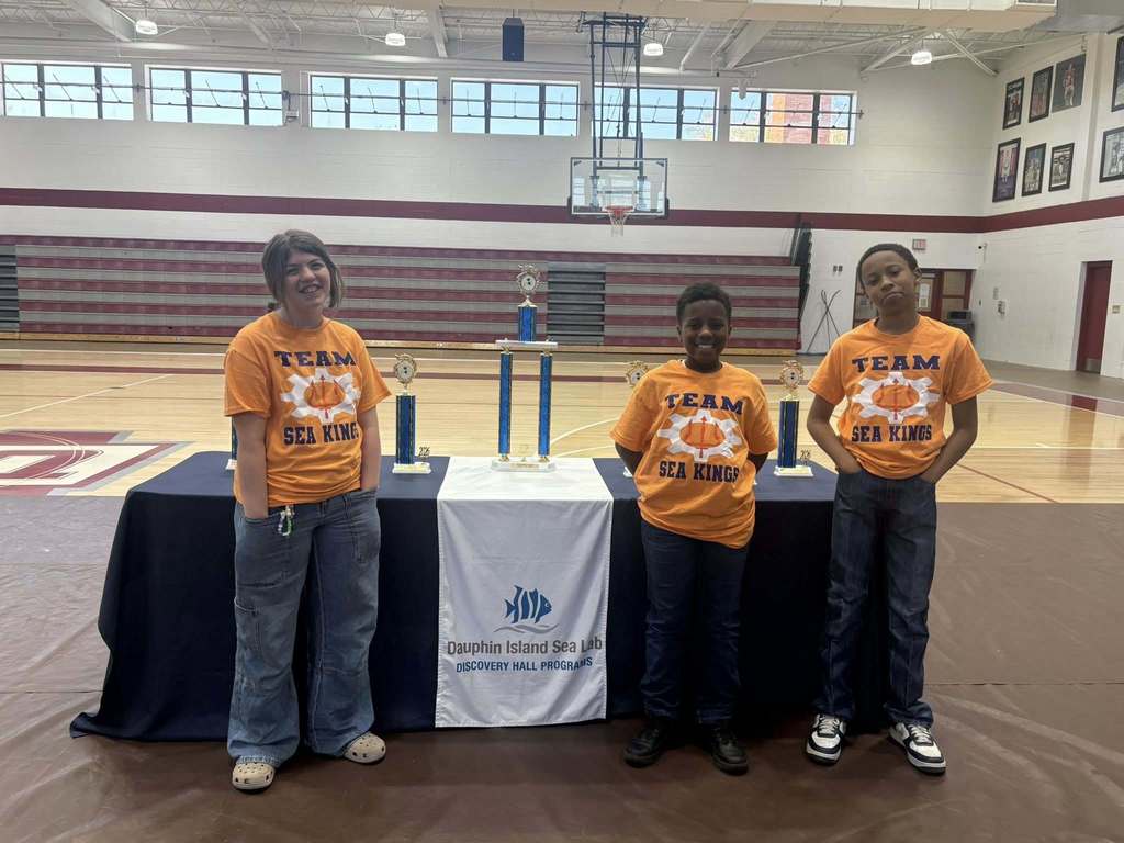 Underwater Robotics Sea Perch Teams from Pass Road and Central Elementary Quest classes