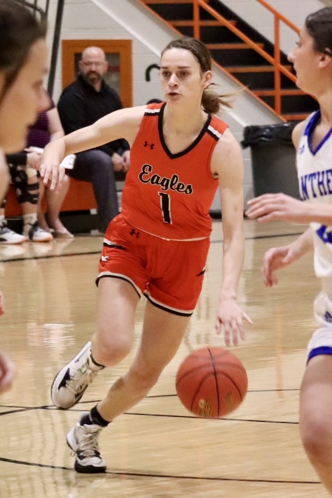 Danielle Howard dribbling the basketball in the Sub-State Championship game against Pittsburg Colgan