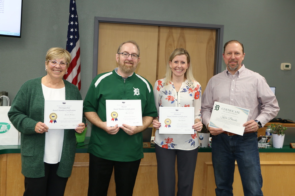 Photo of staff members.