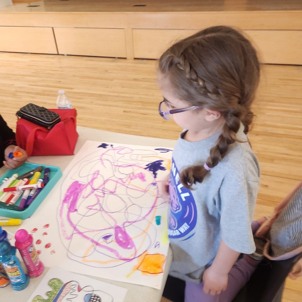 Kids making colorful art. 