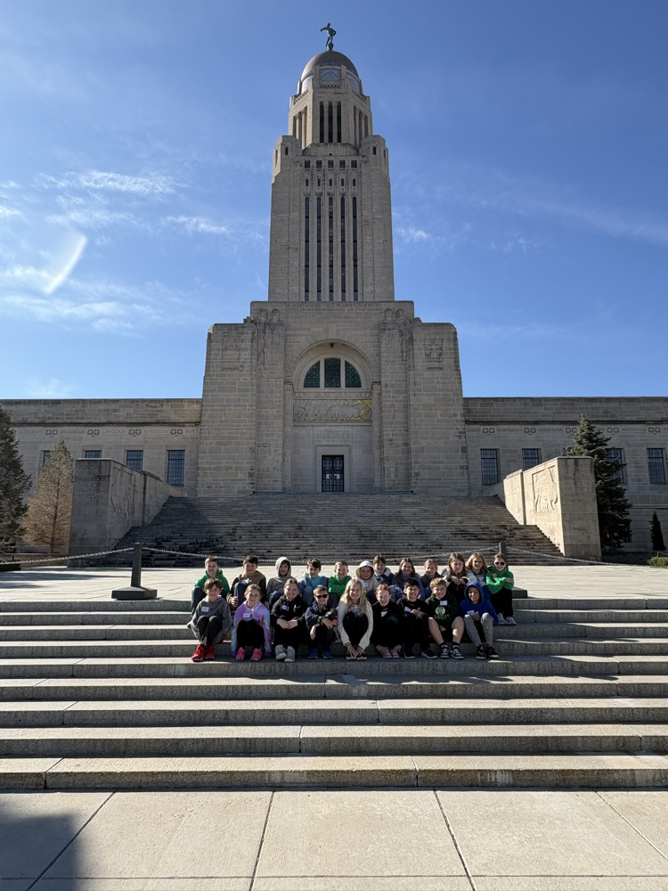 Mr. Pryor’s 4th grade class visiting the Capitol this morning!