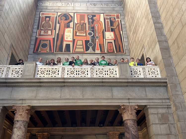 Mrs.Brandt’s class from the balcony .