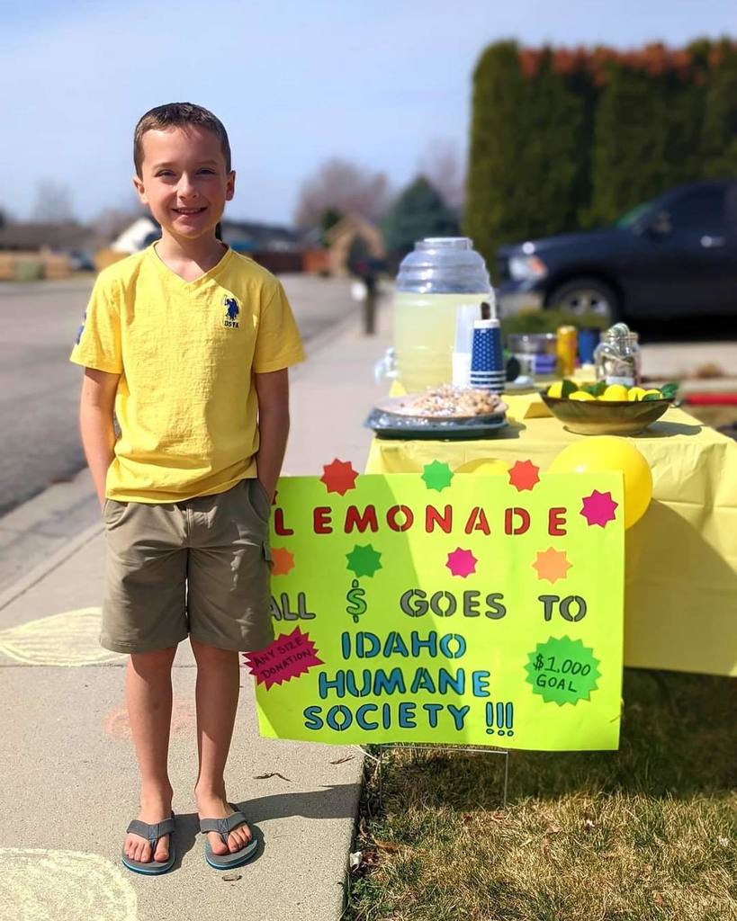 ben at lemonade stand