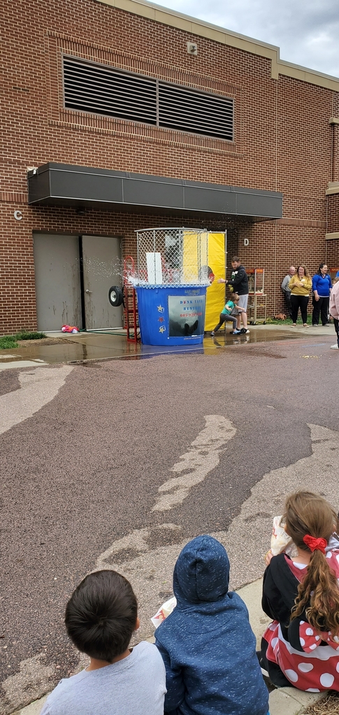 Dunk tank