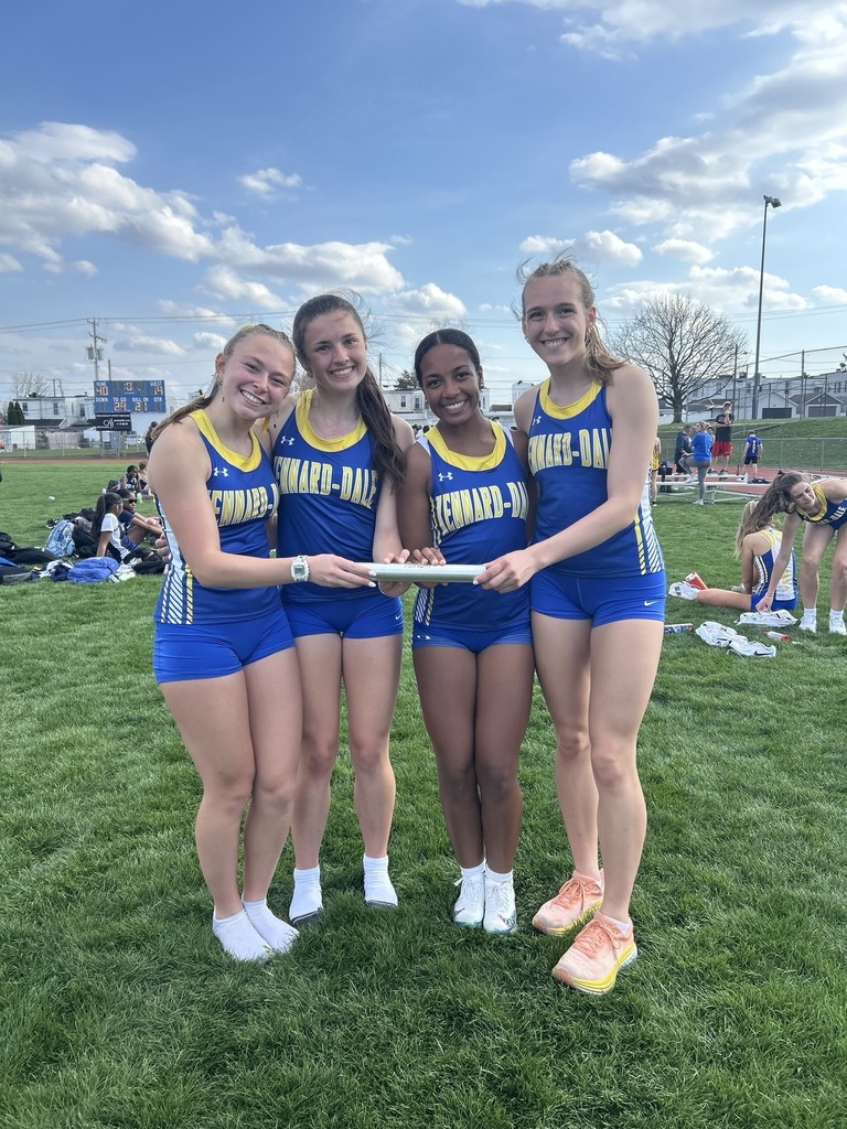 Kennard-Dale Girls Track Relay Team posing for a picture.