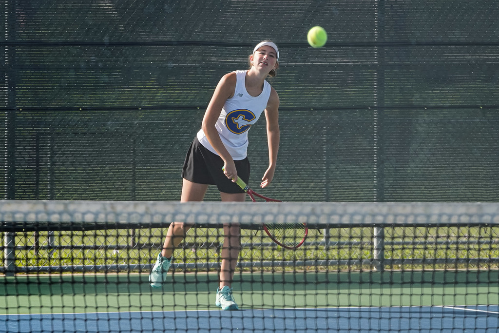 Madison White at district tennis