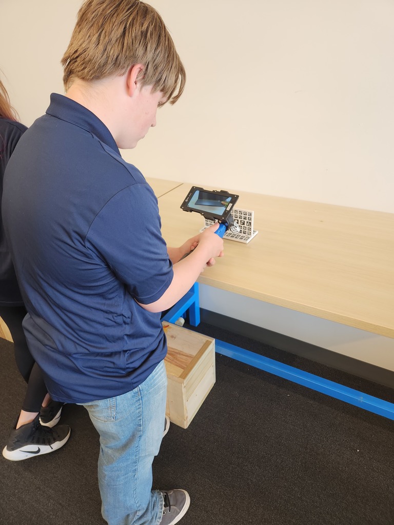 1 JAG student using the welding simulator