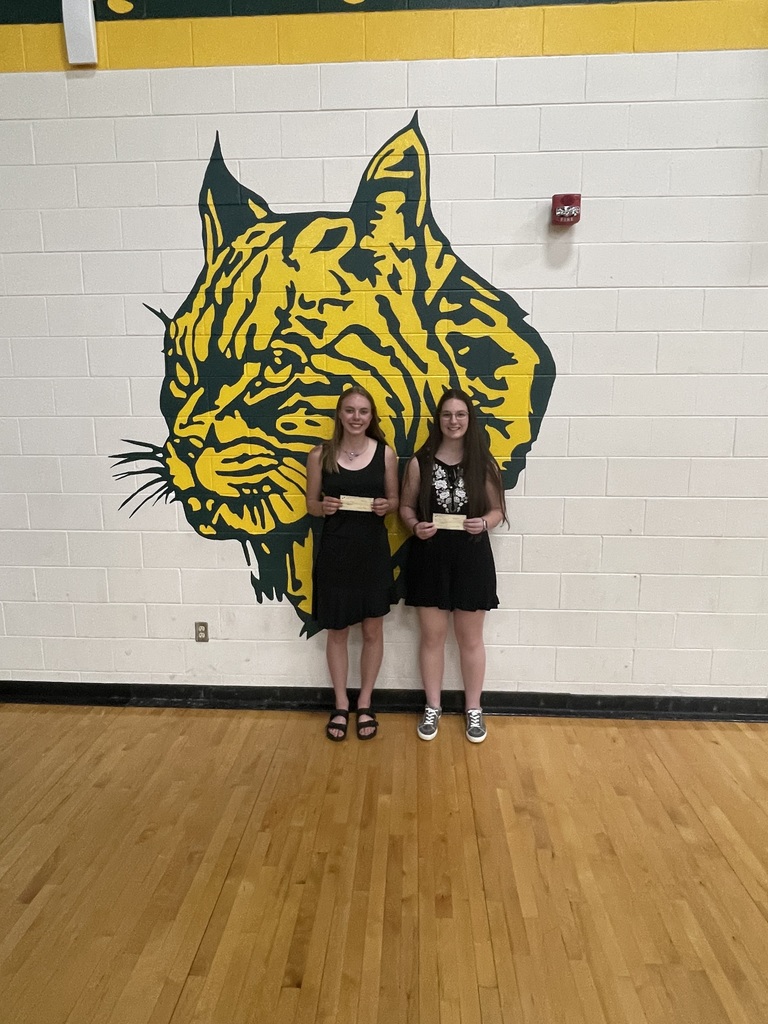 Florence student athletes with awards
