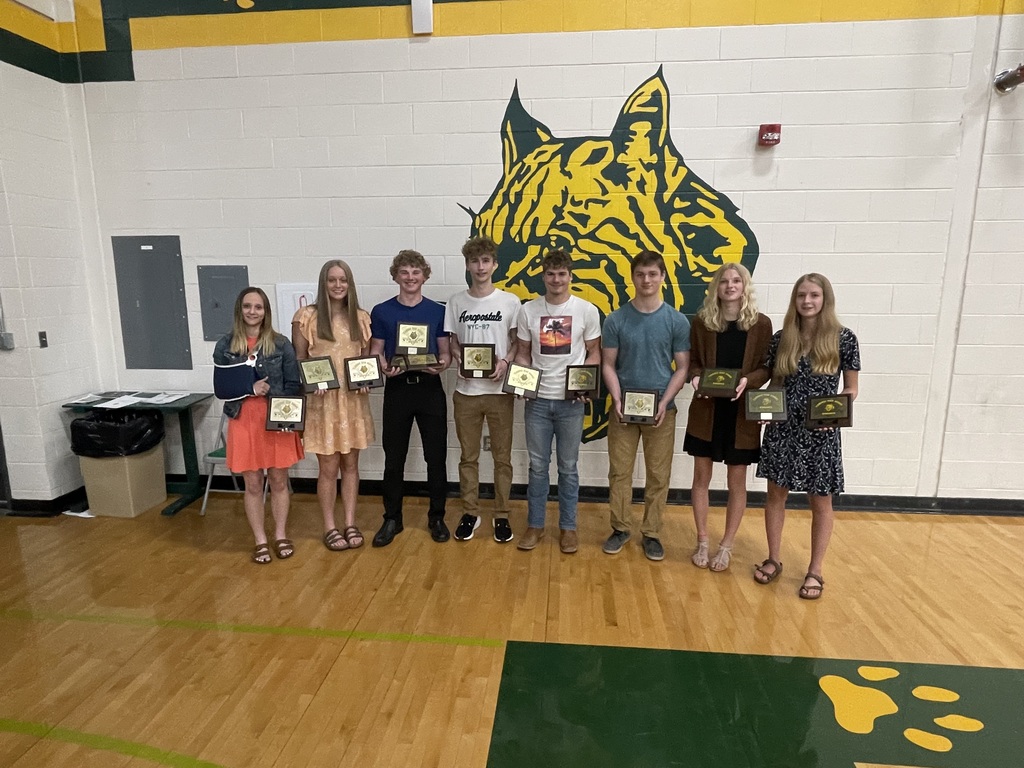 Florence student athletes with awards