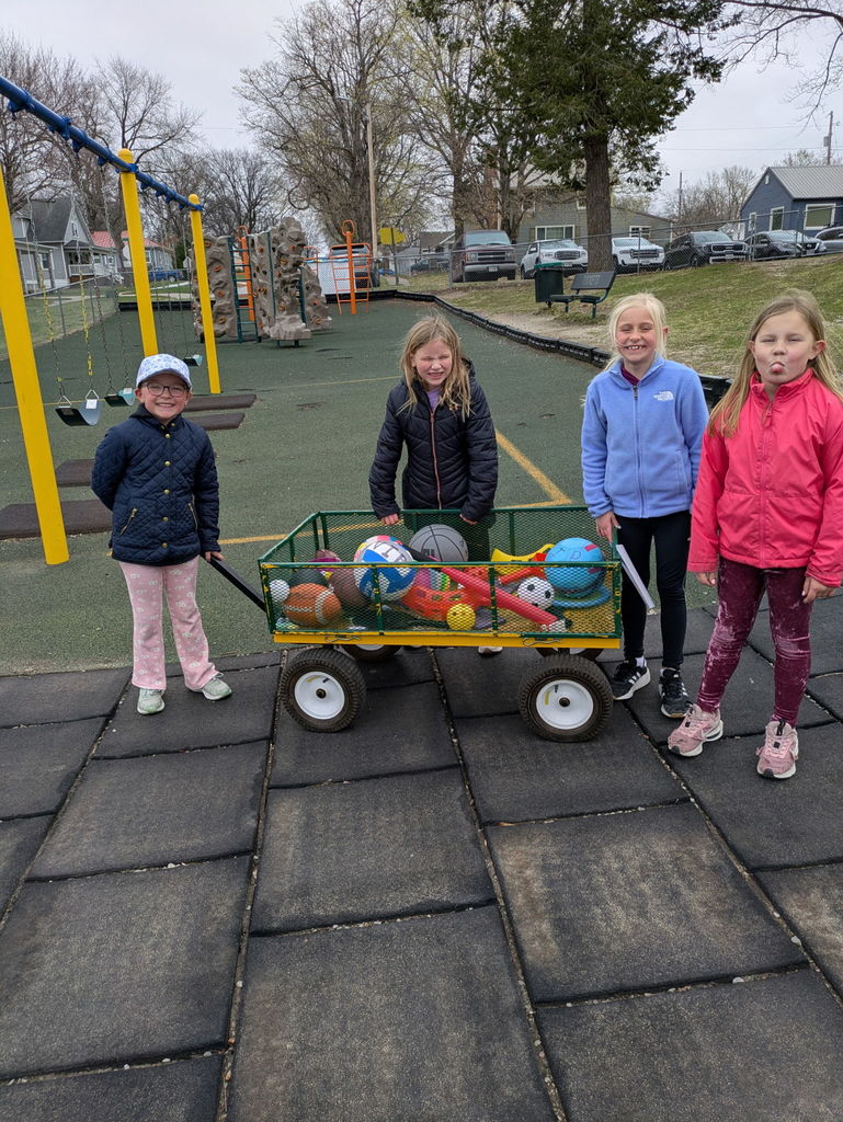 Students at VIP recess