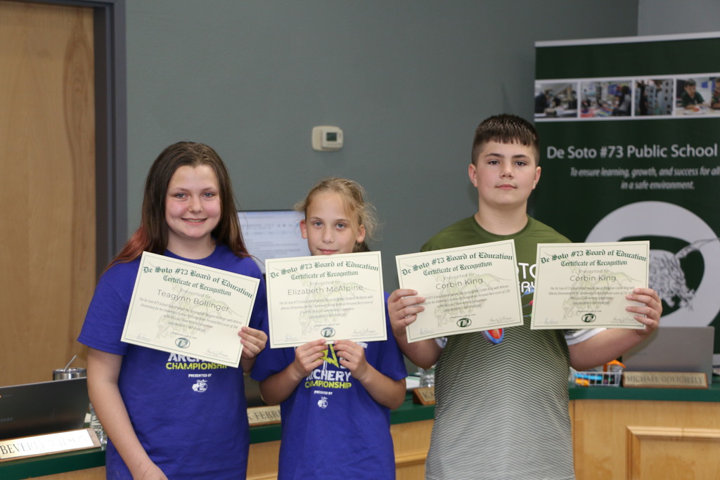Photo of students. 