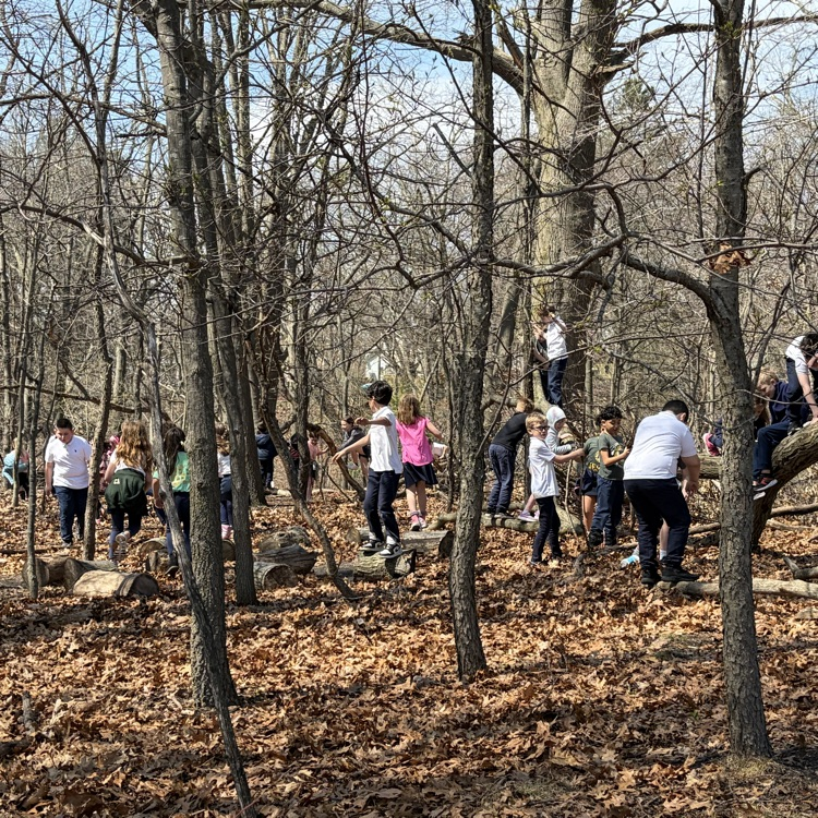 k-3 playing outside