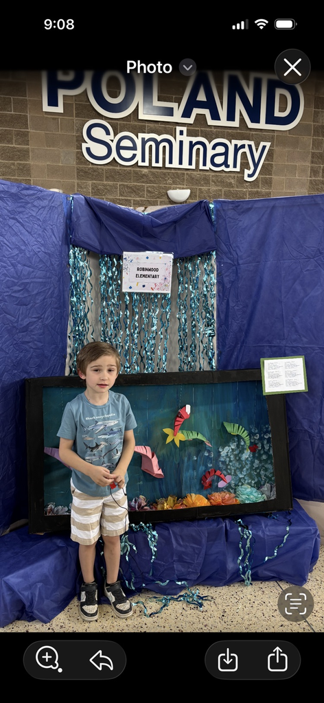 KJ showing off the class masterpiece 💕