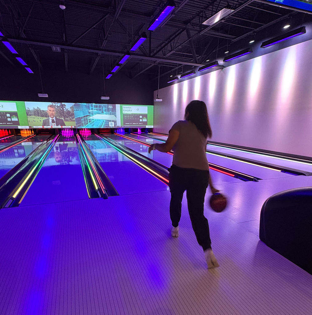 WOSHS student council member bowling