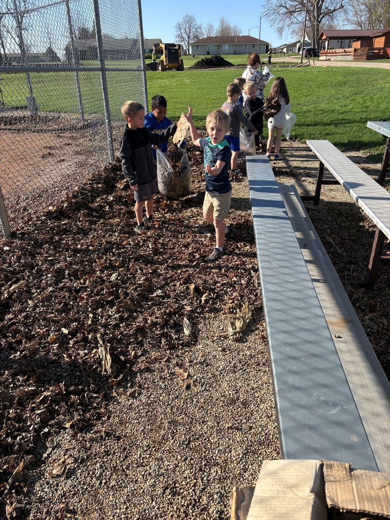 Kindergarten Clean Up