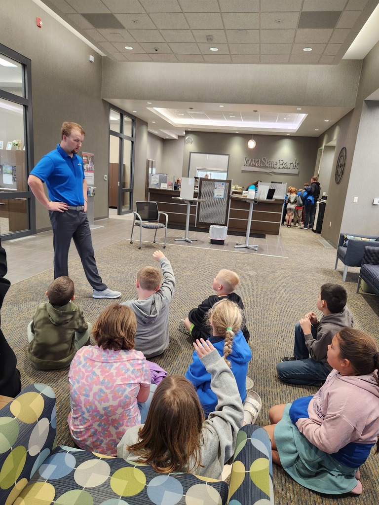 2nd Grade Visits Iowa State Bank