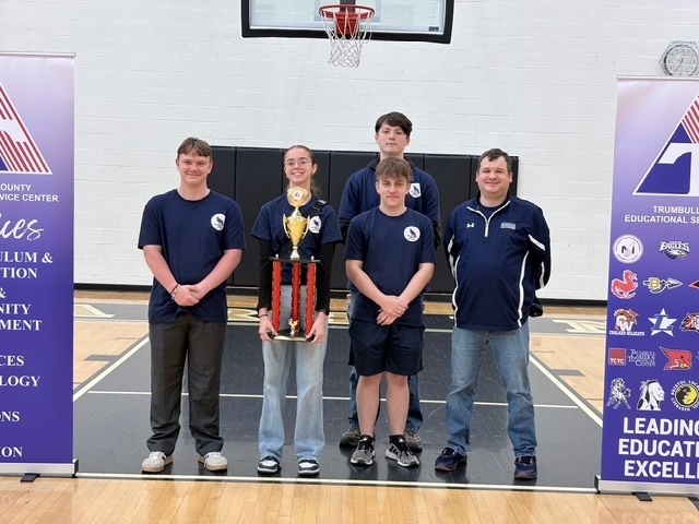 Team Picture with Trophy