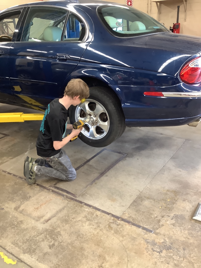 lug nut removal in auto