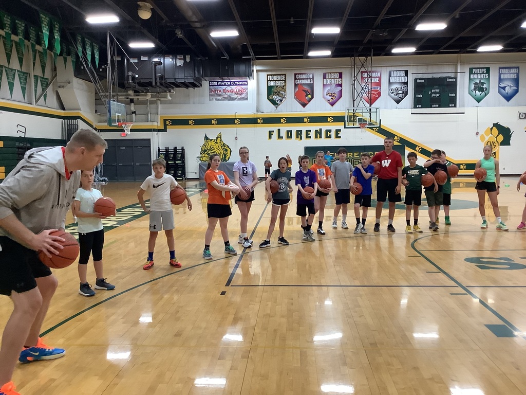 Students at Brian Butch basketball camp