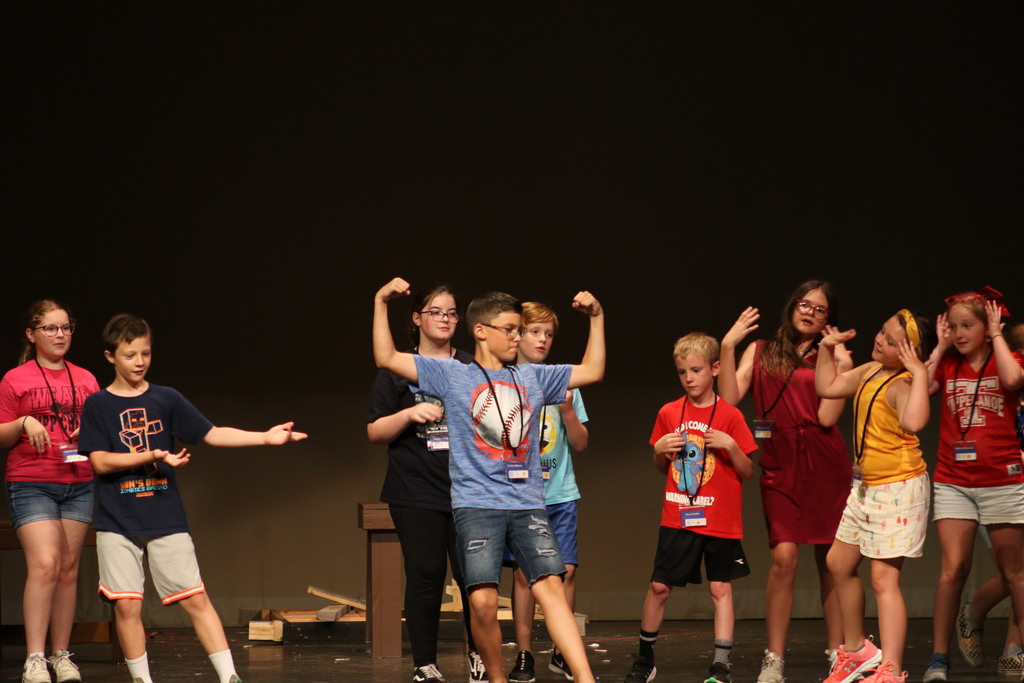 Students perform at Stagerafters.