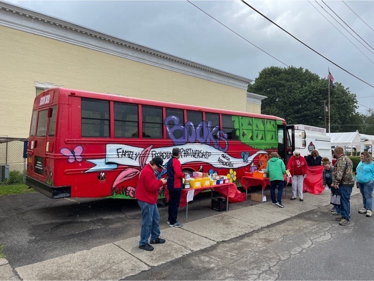 Book Bus Strawberry Fest