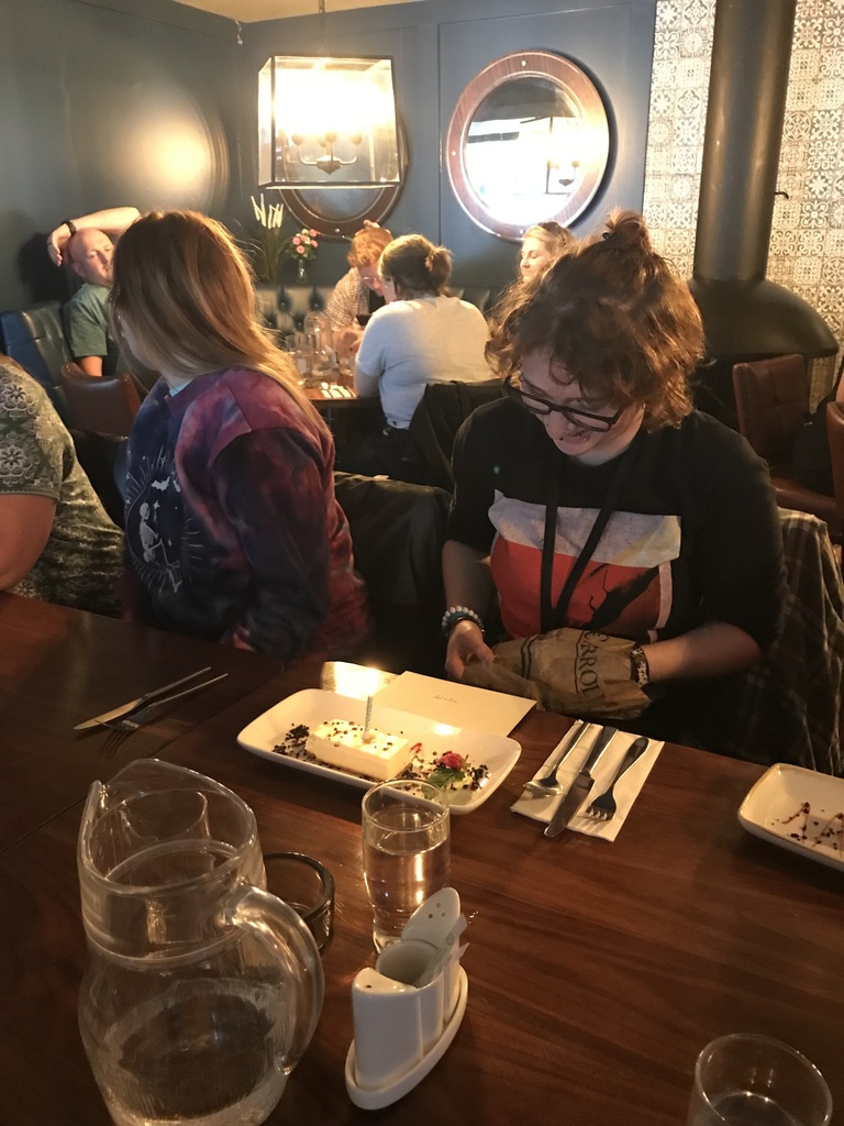 Florence Students traveling to England, Ireland and Scottland