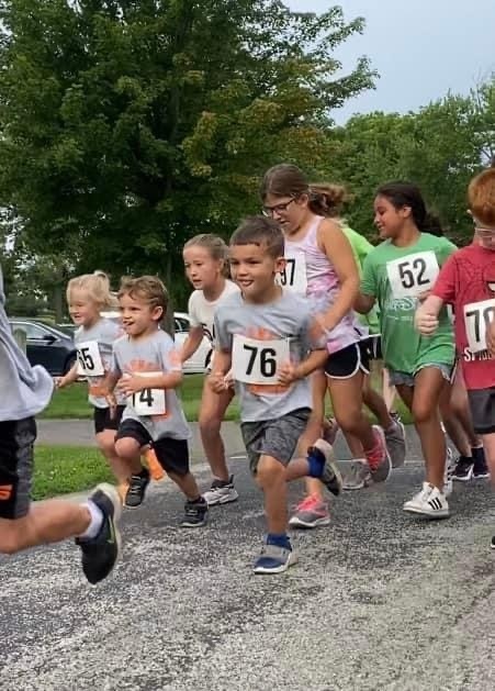 kids running